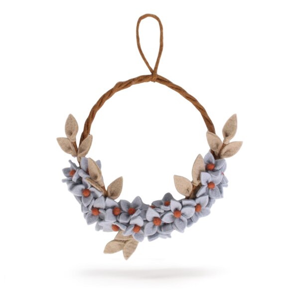 Gry & SIF Osterkranz mit blauen Blüten aus Filz, Ostern, Frühling, Osterdeko, Kranz, Handmade, Fairtrade | Türkranz mit taubenblauen Blüten, Ø25 cm