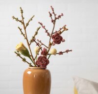 Gry & Sif Handgemacht & Fairtrade-Zertifiziert | Stilvolles dänisches Design X Nepali Kunsthandwerker | Zweig mit Rouge-Beeren