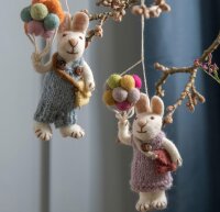 Handmade & Fairtrade Certified | Gry & Sif | Stylish Danish Design X Napali Kunsthandwerker | Anhänger - Weißes Häschenmädchen mit Luftballons aus Filz für Wohnzimmer Decoration